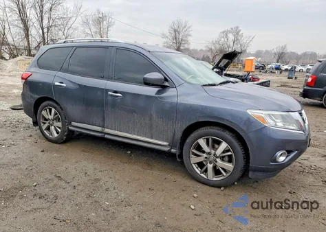 2013 Nissan Pathfinder S z USA, uszkodzony, nr VIN 5N1AR2MN9DC667533
